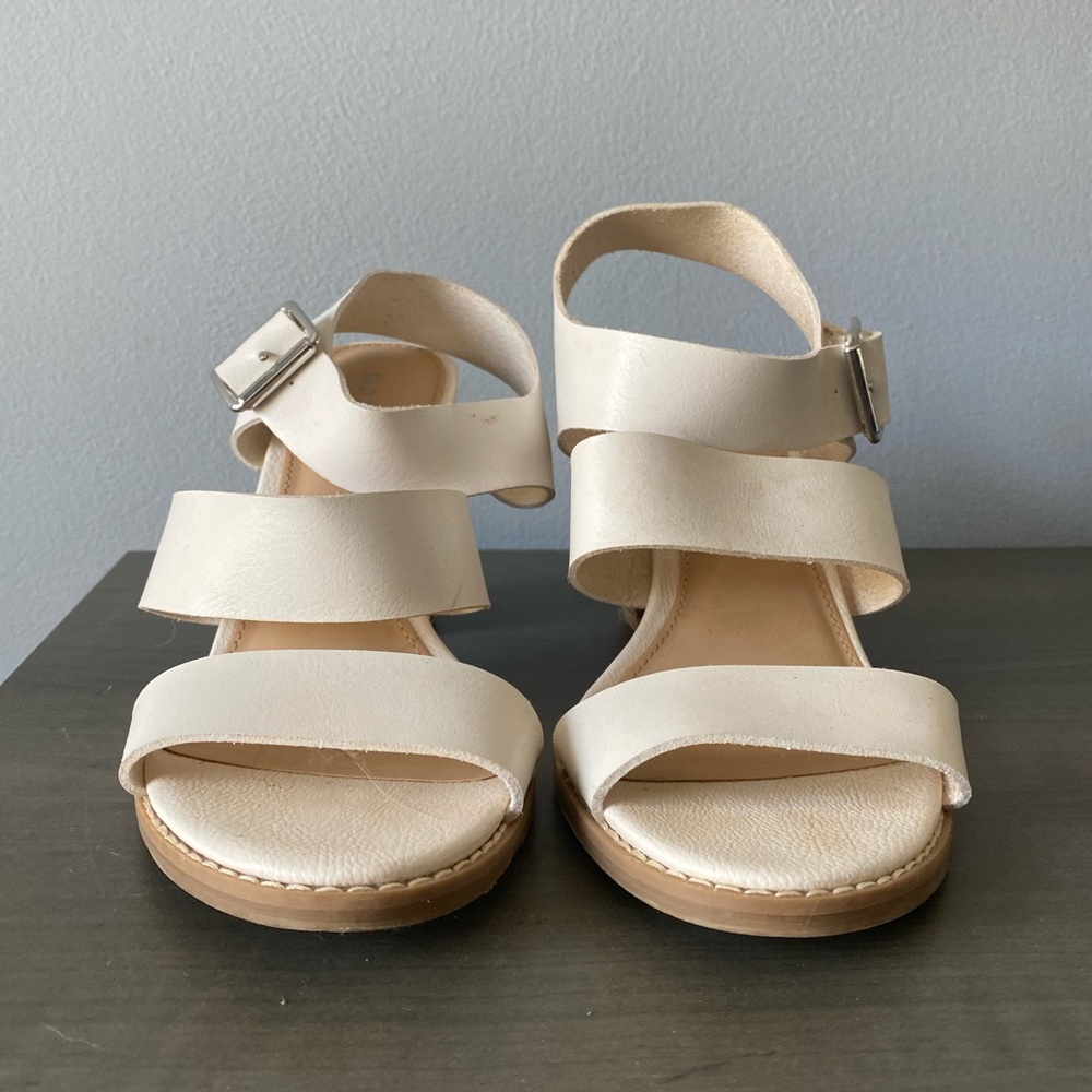 Old Navy Women’s White Block Wedge Heels